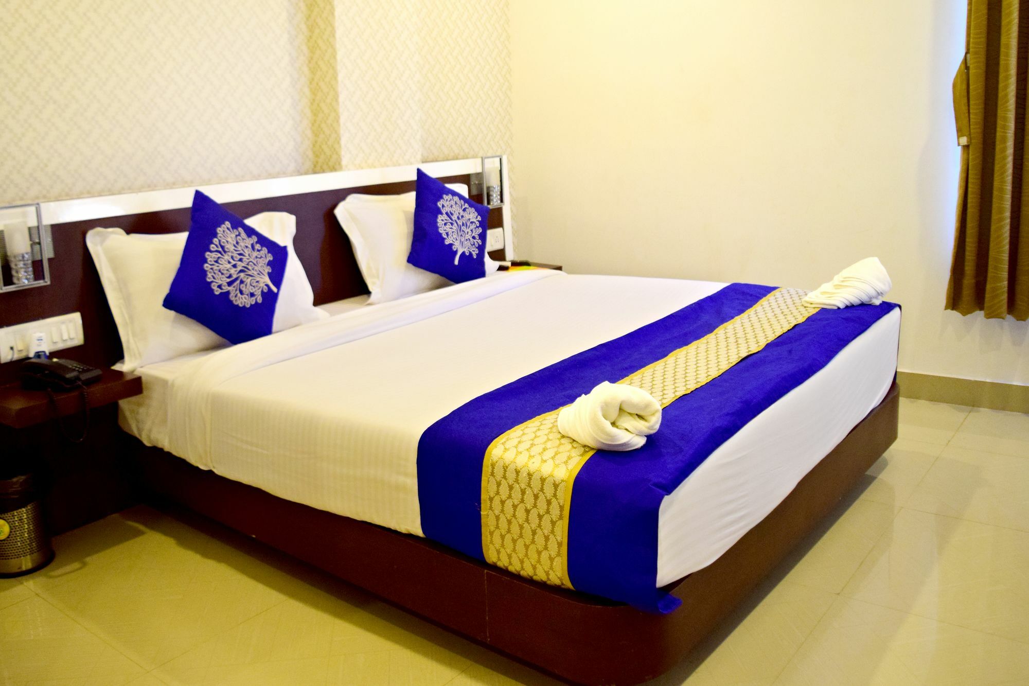 Hotel Landmark Bhubaneswar Exterior foto